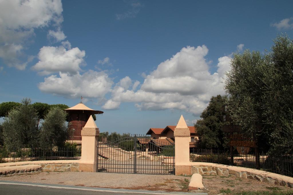 Гостевой дом Borgo Rurale San Giusto Кастаньето-Кардуччи Экстерьер фото